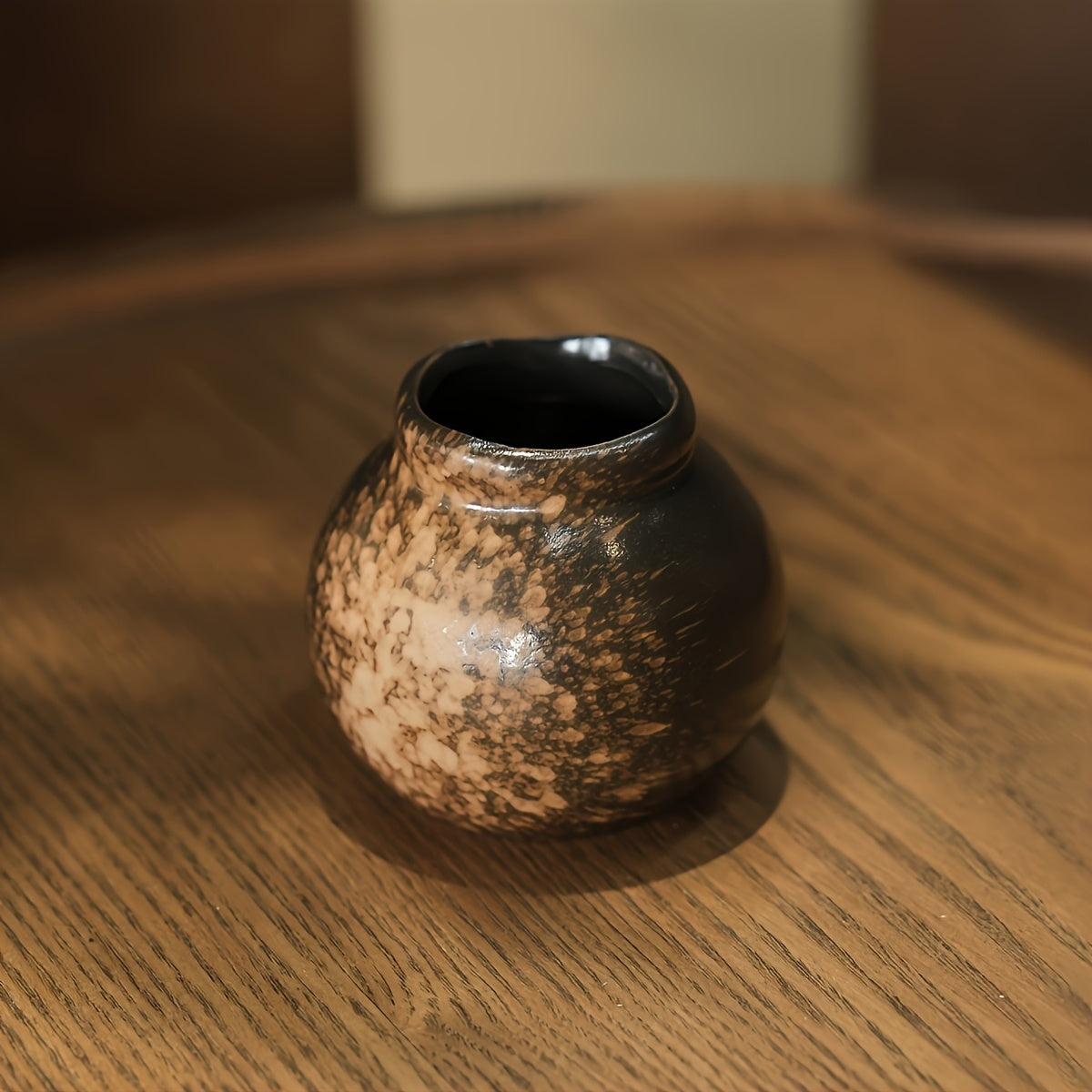 Retro Ceramic Toothpick Holder | Creative Toothpick Jar for Hotel, Restaurant & Home Decor