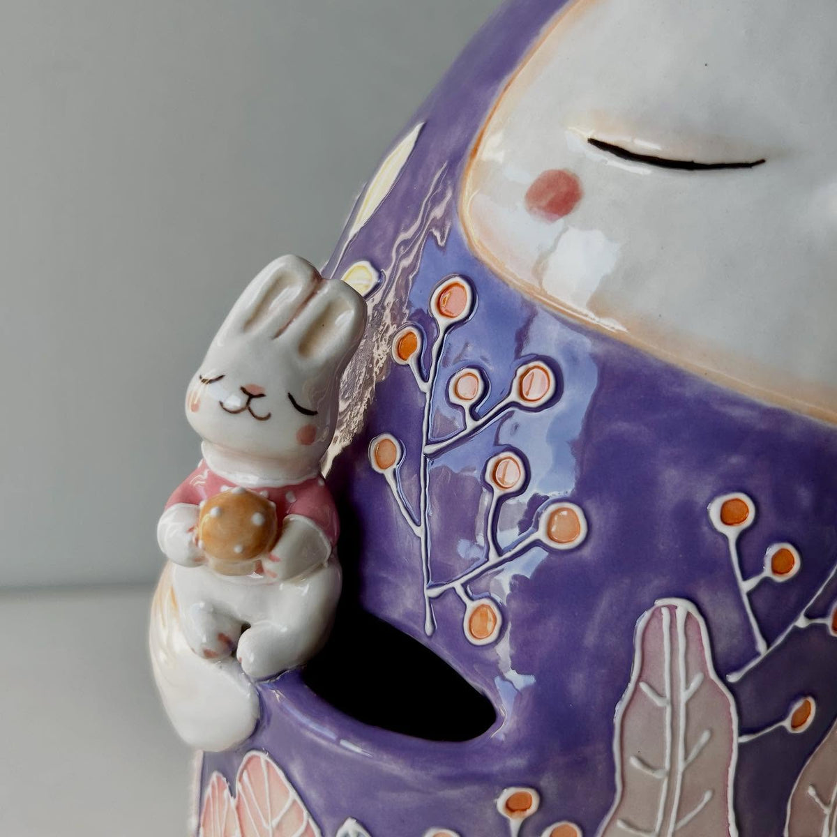 Handmade Ceramic Sleeping Bear Vase | Whimsical Illustrated Pottery Vase with Mushrooms | Cute Woodland Home Decor | Unique Gift for Her