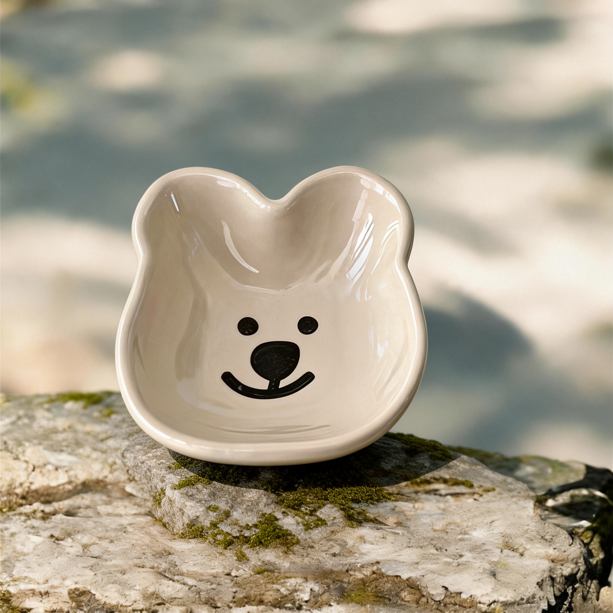 Cute Bear Shaped Ceramic Dipping Bowl - 8cm Kawaii Animal Sauce Dish for Soy Sauce, Condiments, and Snacks