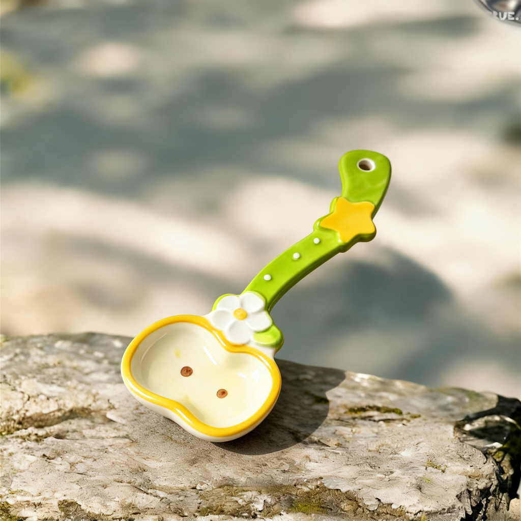 Cute Flower & Star Ceramic Spoon - 16cm Kawaii Green Dessert Spoon for Coffee, Tea, and Appetizers